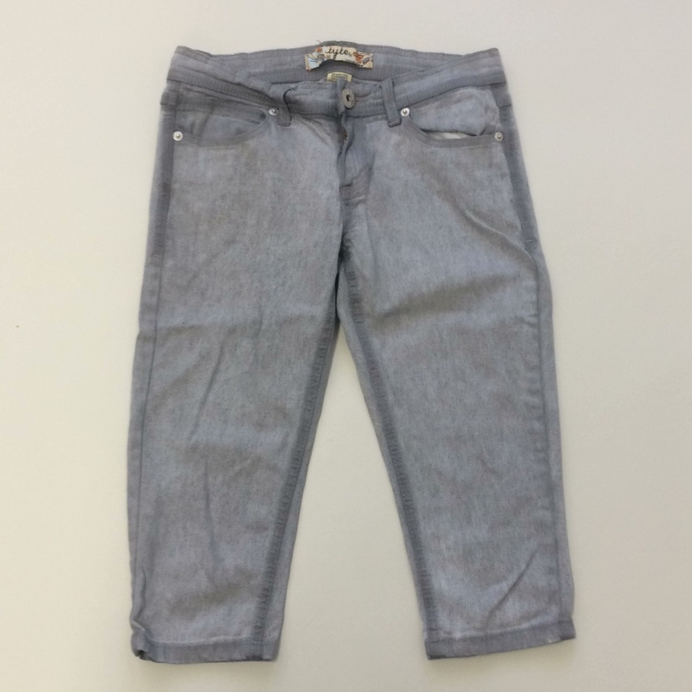 tyte Jeans sz7 girls grey wash crop pants